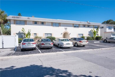 506 71st Ave unit 3, Saint Pete Beach, FL 33706 - photo 3