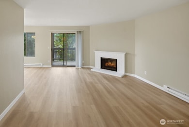 10506 NE 32nd Place unit G203, Bellevue, WA 98004 - photo 5