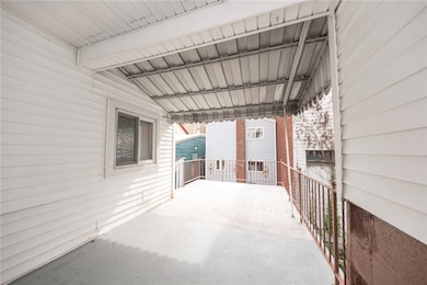 113 Howard St unit REAR, Millvale, PA 15209 - photo 4