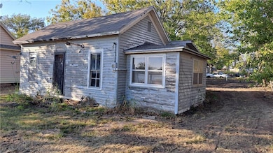 306 W 5th St, Longton, KS 67352 - photo 5