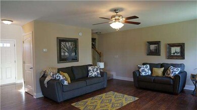 102 Pineridge Dr, Hopkinsville, KY 42240 - photo 3