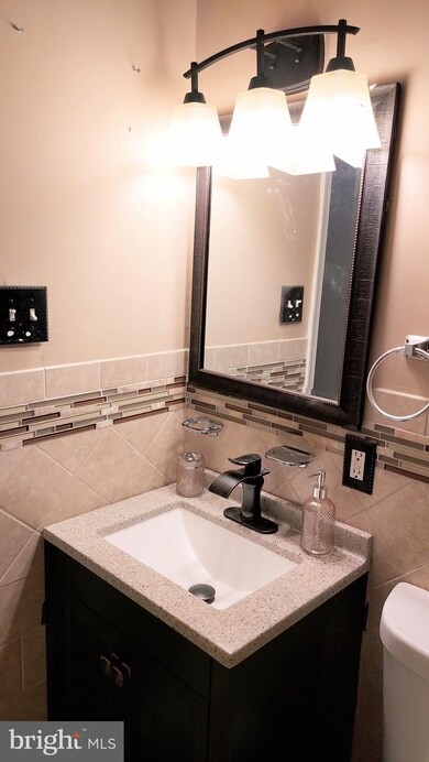 4201 Fairfax Rd, Baltimore, MD 21216 - photo 6