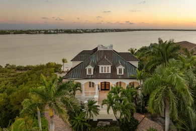 24 Cannon Royal Dr, Key West, FL 33040 - photo 2