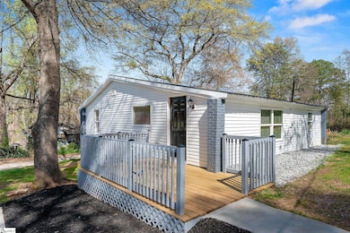 103 Woodrow St, Walhalla, SC 29691 - photo 6