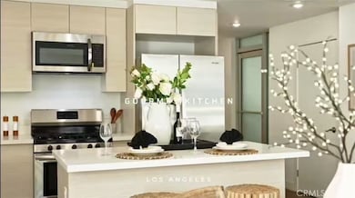 1245 N New Hampshire Ave unit 3, Los Angeles, CA 90029 - photo 3