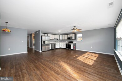 307 Redbud Ln unit 307, Mantua, NJ 08051 - photo 4