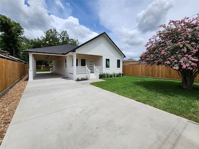 760 Paul Quinn St, Houston, TX 77091 - photo 2