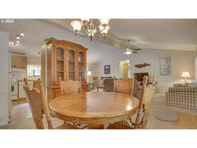 620 SE 2nd Ave unit 63, Canby, OR 97013 - photo 4