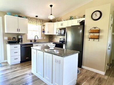 35 N River Rd, Milford, NH 03055 - photo 5