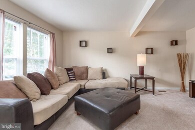 9013 Falcon Glen Ct, Bristow, VA 20136 - photo 4