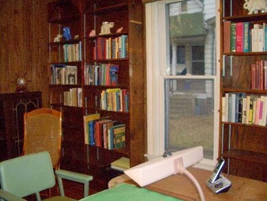 Studio/Study/Office