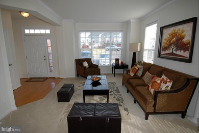 2378 Battery Hill Cir, Woodbridge, VA 22191 - photo 4