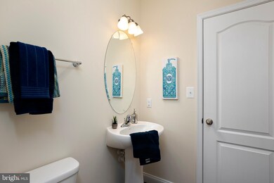 9307 Butterfield Grove Ln, Laurel, MD 20723 - photo 6