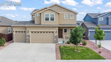 Gorgeous low maintenance home on a quiet cul-de-sac!