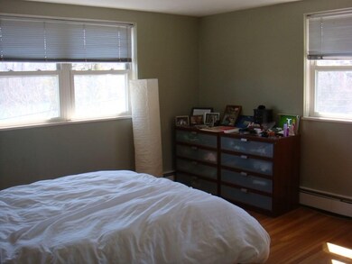 1105 Lexington St unit 10-10, Waltham, MA 02452 - photo 3