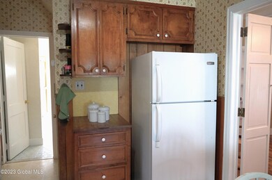 212 Bruce St, Schenectady, NY 12302 - photo 7