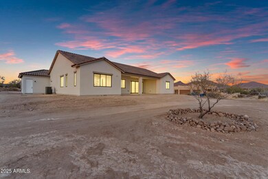 433 Saddle Mtn Rd.