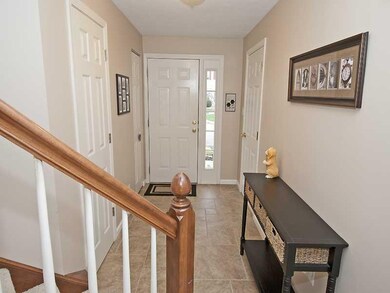 Entry/Foyer.