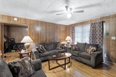 59 Pledger Pkwy-5