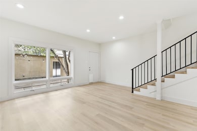 7506 W Northwest Hwy unit 9, Dallas, TX 75225 - photo 6