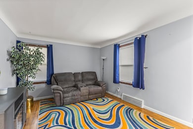 Living Room (4)