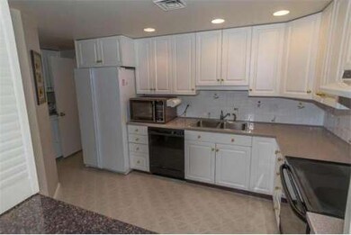 Wellesley Green Condominiums unit 402, Wellesley, MA 02482 - photo 7