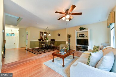 12231 Wye Oak Commons Cir unit 74, Burke, VA 22015 - photo 4