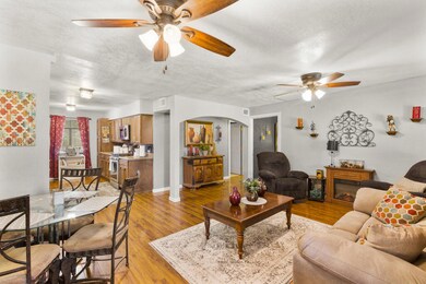 7872 La Senda Dr, El Paso, TX 79915 - photo 7