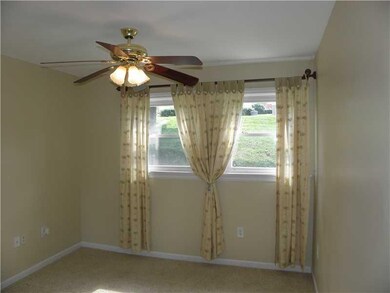 Bedroom. Mirrored Closet (2007) in this Bedroom w/