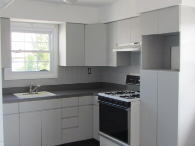 76 Archer Ave S, Bayville, NJ 08721 - photo 2