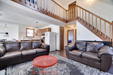 4628 Burnside Dr, Tobyhanna, PA 18466 - photo 6