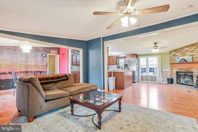 1091 Mitchem Ln, Hedgesville, WV 25427 - photo 3