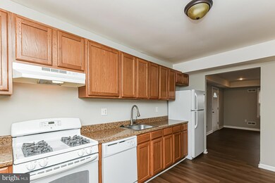 8521 Pioneer Dr, Severn, MD 21144 - photo 7