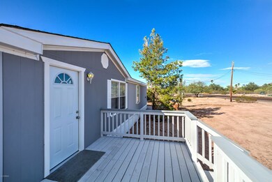2055 E Scenic St-6
