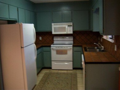 1000 Mallery St unit 94, St. Simons Island, GA 31522 - photo 5