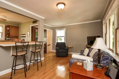 06_Living Room
