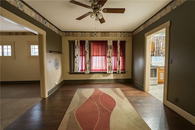 620 4th St, Charleston, IL 61920 - photo 4