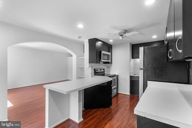 1806 N Shore Ct, Reston, VA 20190 - photo 5