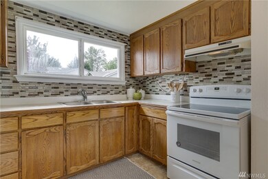 10811 6th Ave W, Everett, WA 98204 - photo 7