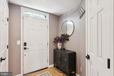 1463 Fawn Hollow Ln, Woodbridge, VA 22191 - photo 7