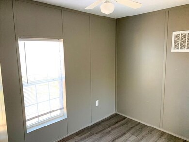 3621 County Road 161 unit I, Alvin, TX 77511 - photo 6