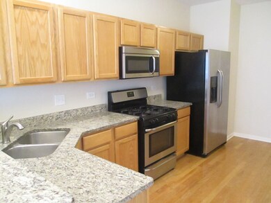 563 S Jade Ln unit 1105, Round Lake, IL 60073 - photo 7