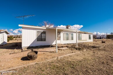 450 W Eleanor Rd, Paulden, AZ 86334 - photo 3