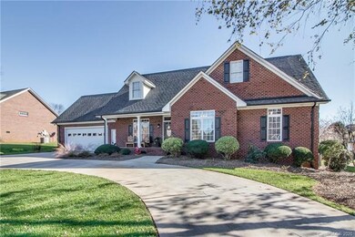Long circular driveway provides lots of extra park