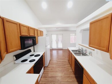 534 S Perry Ct, Kennewick, WA 99336 - photo 3