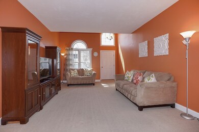 52 Knowlton Cir, Upton, MA 01568 - photo 2