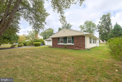12101 Maddox Ln, Bowie, MD 20715 - photo 4