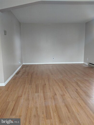 2410 Jarsey Ave, Sparrows Point, MD 21219 - photo 5