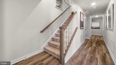 711 Peony Ln, Spring City, PA 19475 - photo 4