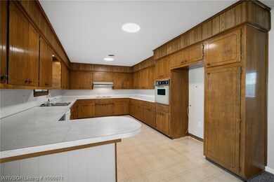 206 SE 7th St, Muldrow, OK 74948 - photo 7